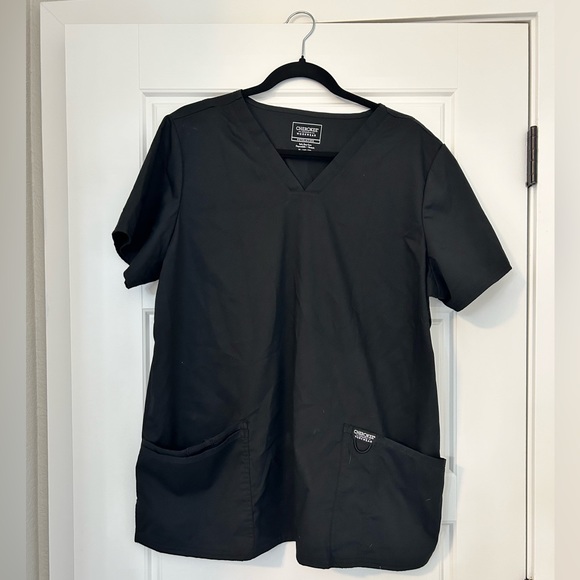 Women’s V-Neck Solid Black Scrub Top - Picture 2 of 3